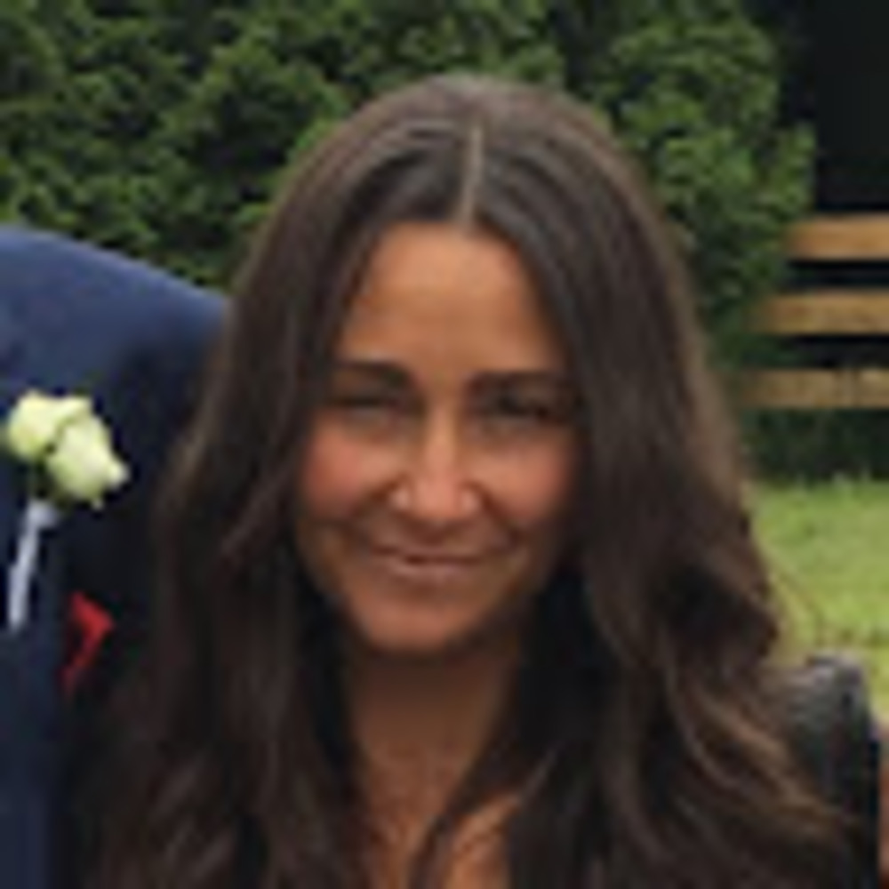 Meet your Posher, Elizabeth